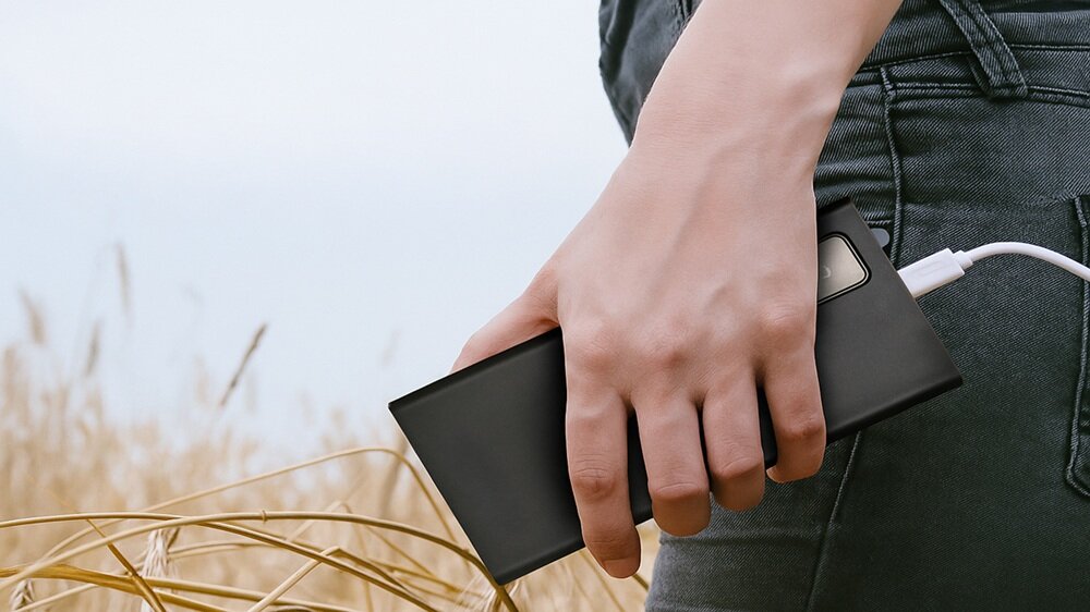 Powerbank EXTRALINK EPB-067B 10000mAh 22.5W Czarny ładowanie w każdej sytuacji, kompaktowe wymiary, lekka waga, solidna obudowa