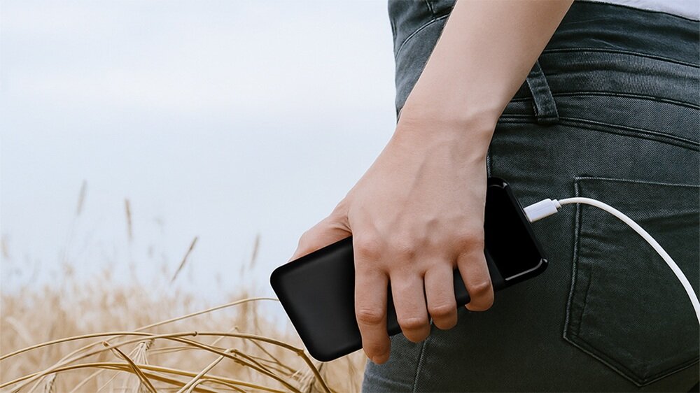 Powerbank EXTRALINK EPB-124 30000mAh Czarny kompatybilny z urządzeniami, jednoczesne ładowanie kilku urządzeń w tym samym czasie
