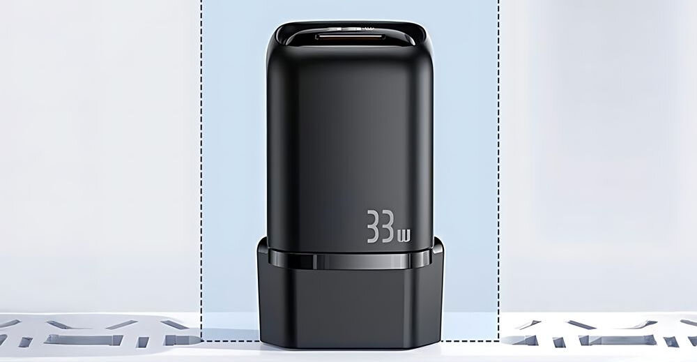 Ładowarka sieciowa USAMS T46 US-CC152 33W Fast Charging Czarny
             prezentacja ładowarki na szarym tle z niebieską poświatą
            porty wyjściowe: USB-A i USB-C równoczesne ładowanie dwóch urządzeń PD+QC detale trwale materiały odporność szybkość bezpieczeństwo dopasowuje moc do 33 W