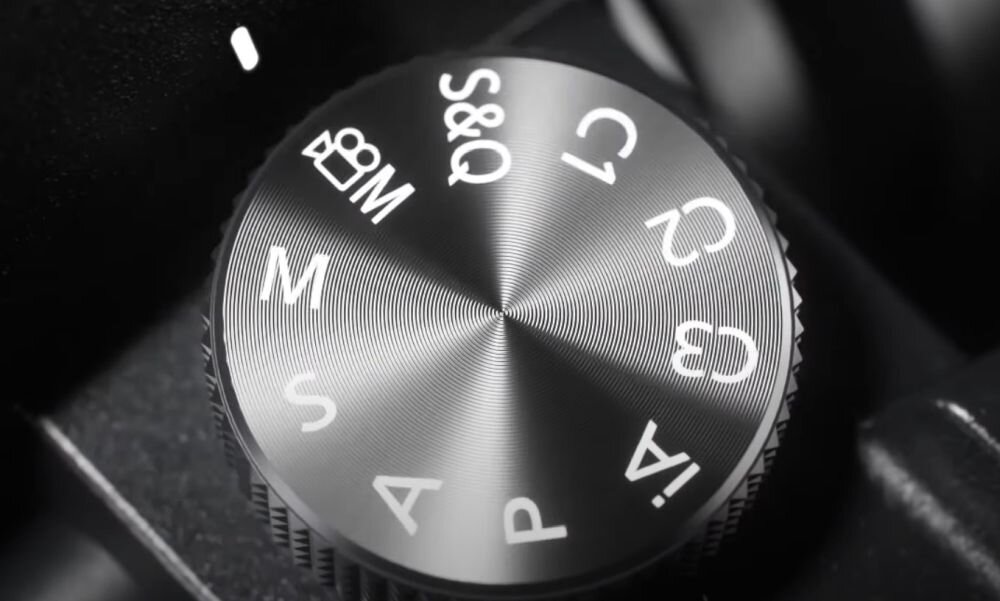 Aparat PANASONIC DC-S5  zdjęcia obiektyw ekran wizjer ogniskowa przysłona migawka obudowa bateria zasilanie filmy nagrywanie rozdzielczość matryca rozmiar przekątna tryby iso montaż lampa światło przyciski sterowanie menu kontrast jasność balans bieli filtry cmos karta pliki format zapis seria