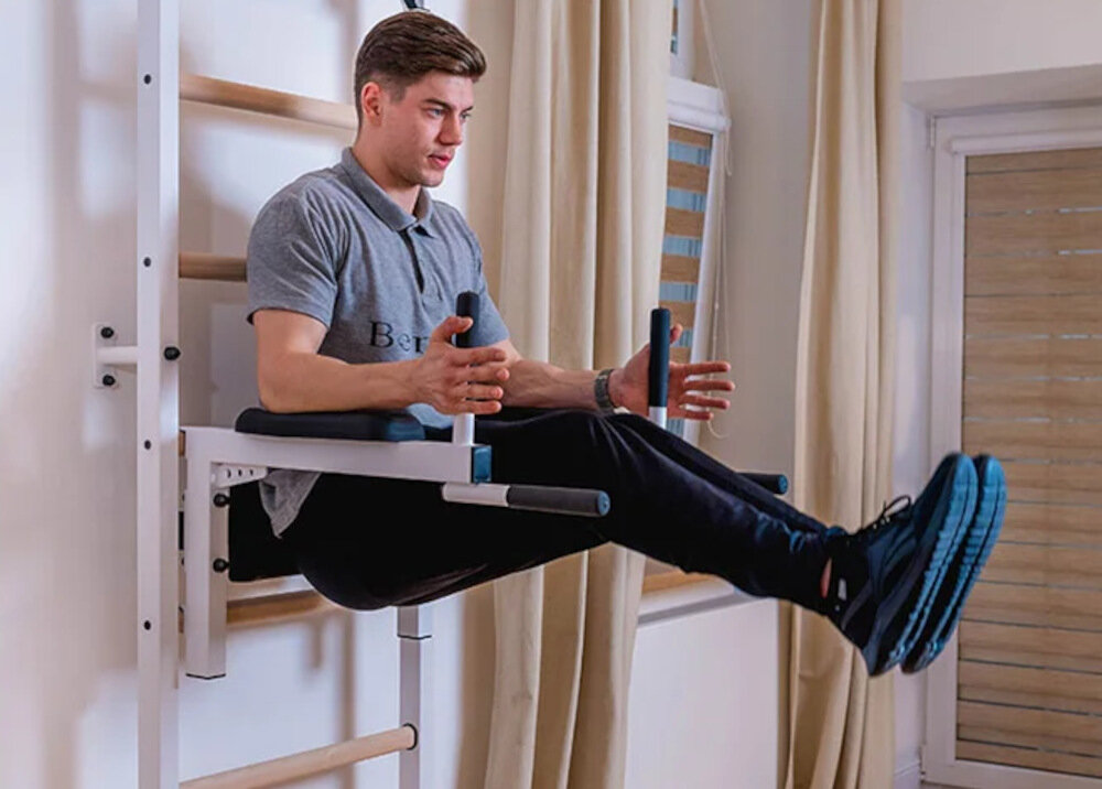 Drabinka gimnastyczna BENCHK 414 + Drążek - Poręcz – Ławka porecz do cwiczen dla profesjonalistow dla entuzjastow fitness miekkie podlokietniki 4 drazki antyposlizgowe material