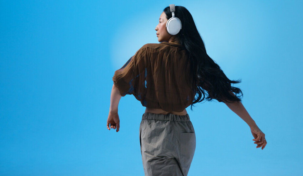 Słuchawki nauszne SENNHEISER Momentum 4 system dźwiękowy