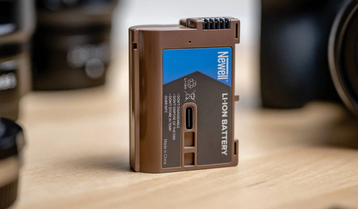 Akumulator NEWELL 2300 mAh niska waga plecak kompaktowy