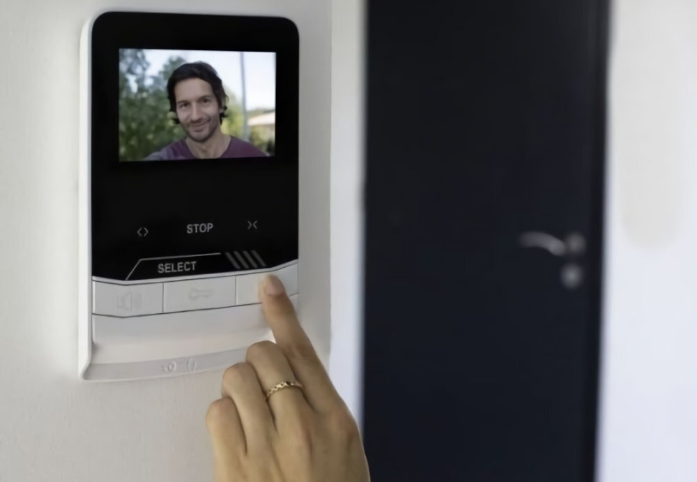 WIDEODOMOFON SOMFY V100 plus pogląd rozmówca