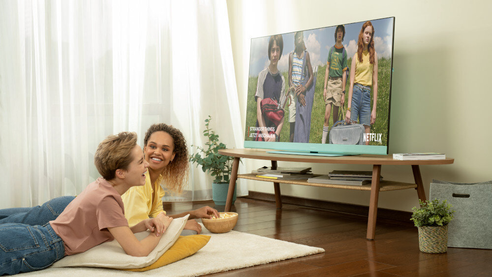 Telewizor WE. BY LOEWE  - hdr