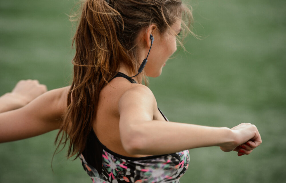 Słuchawki dokanałowe JBL Endurance Run 2 odporność woda pot certyfikat ipx5