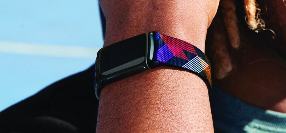 Smartband FITBIT Inspire 3 ekran bateria czujniki zdrowie sport pasek ładowanie pojemność rozdzielczość łączność sterowanie krew puls rozmowy smartfon aplikacja