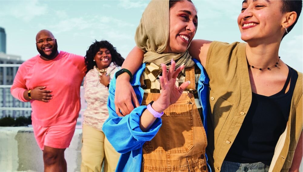 Smartband FITBIT Inspire 3 ekran bateria czujniki zdrowie sport pasek ładowanie pojemność rozdzielczość łączność sterowanie krew puls rozmowy smartfon aplikacja