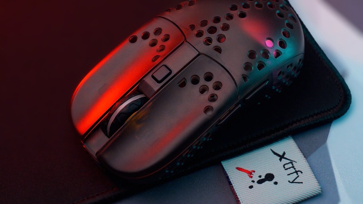 mysz XTRFY MZ1 Ultra lekka kultowa Kształt precyzja szybkość design