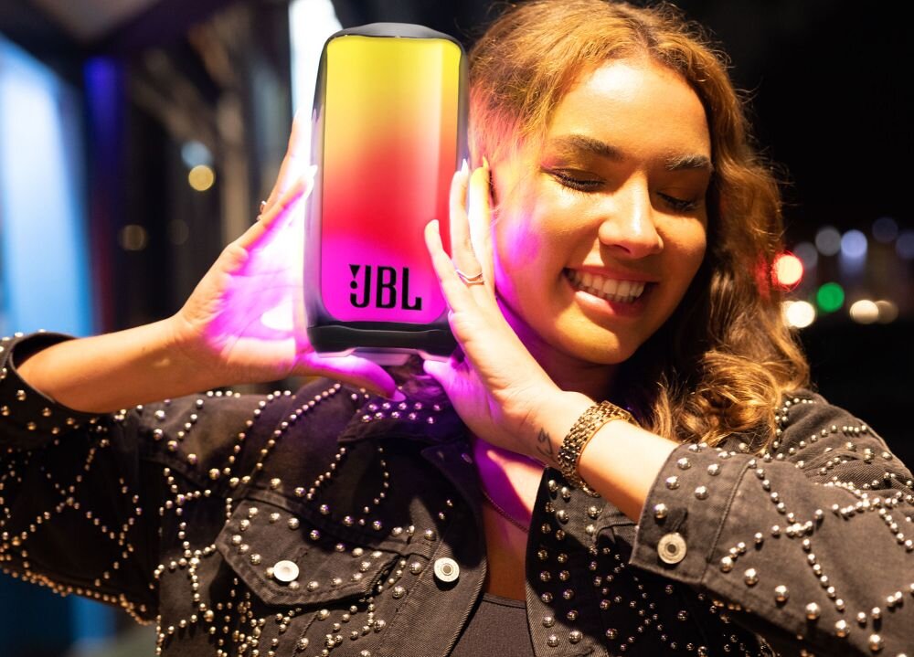 Мобільна колонка JBL Pulse 5 бас, підсвічування, музика, якість, акумулятор, час роботи, функції, можливості