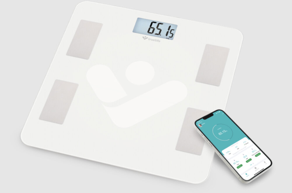 Waga TRUELIFE FitScale W4 BT funkcje kompatybilnosc pomiary 12 uzytkownikow kompatybilny Apple Health Kit Google Fit Fitbit Bluetooth tryb offline