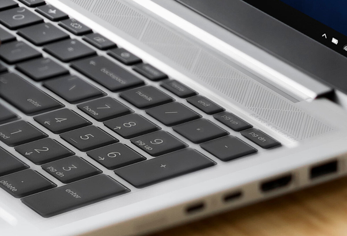 Laptop HP EliteBook 850 G8 podswietlana klawiatura