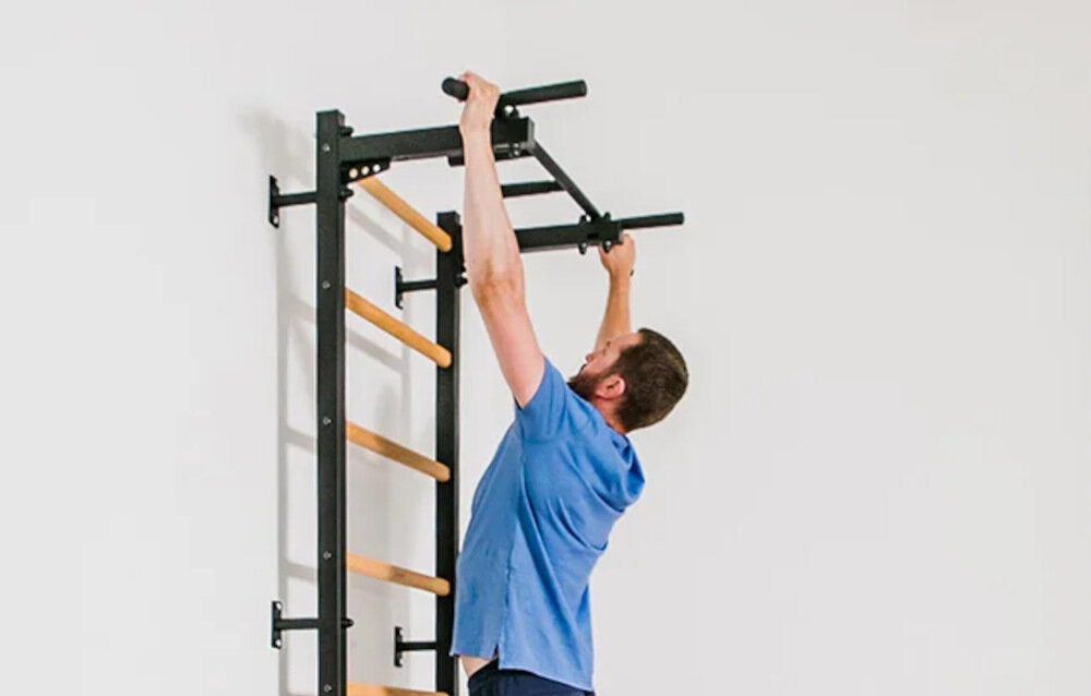 Drabinka gimnastyczna BENCHK 311B A076 + Drążek – Akcesoria drazek do podciagania solidna konstrukcja niezawodnosc 6 ergonomicznie zaprojektowane uchwyty antposlizgowa powloka