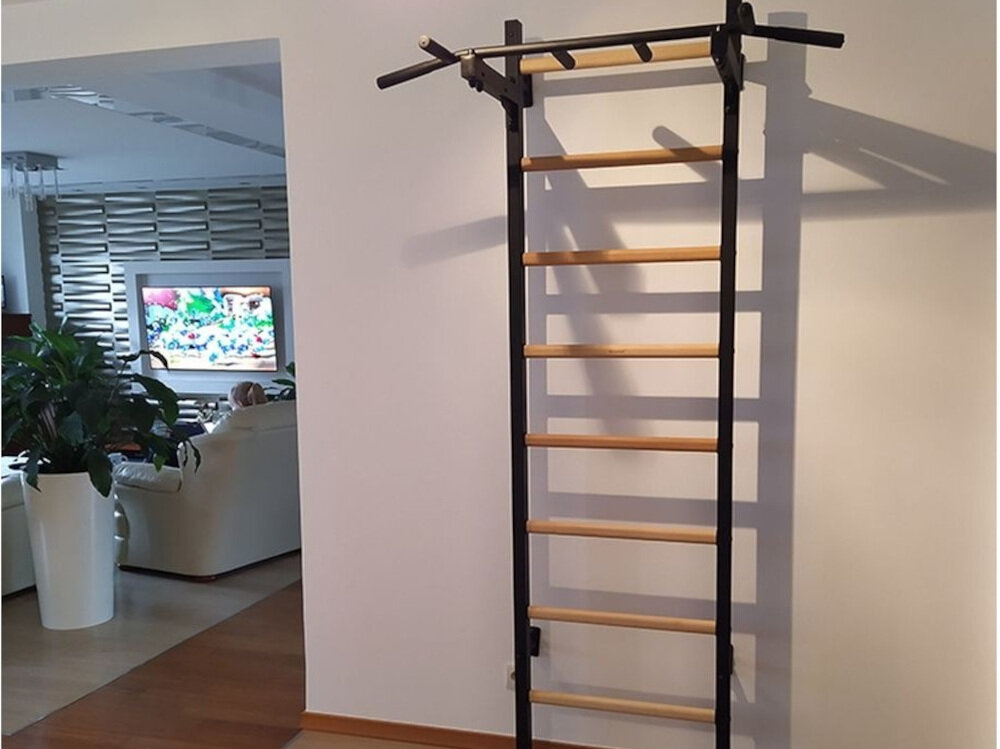 Drabinka gimnastyczna BENCHK 231W + Drążek przestrzen 0,5 m2 akcesoria montazowe prosty montaz do sciany o grubosci 12 cm