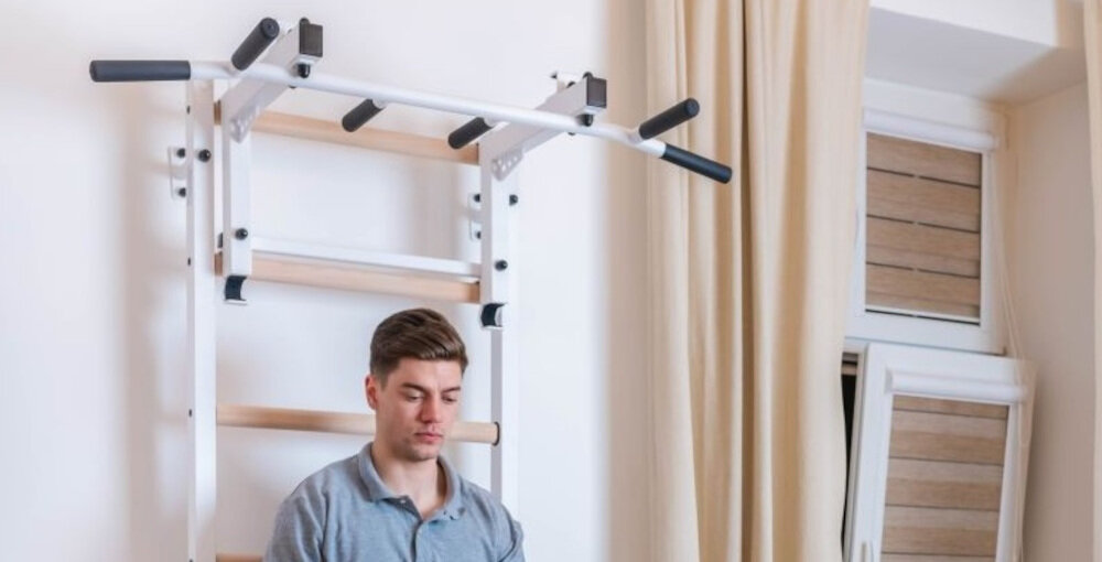 Drabinka gimnastyczna BENCHK 712W + Drążek – Poręcz drazek do podciagania cwiczenia silowe i gimnastyczne z wysokiej jakosci metalu 6 ergonomicznie zaprojektowanych uchwytow antyposlizgowa powloka