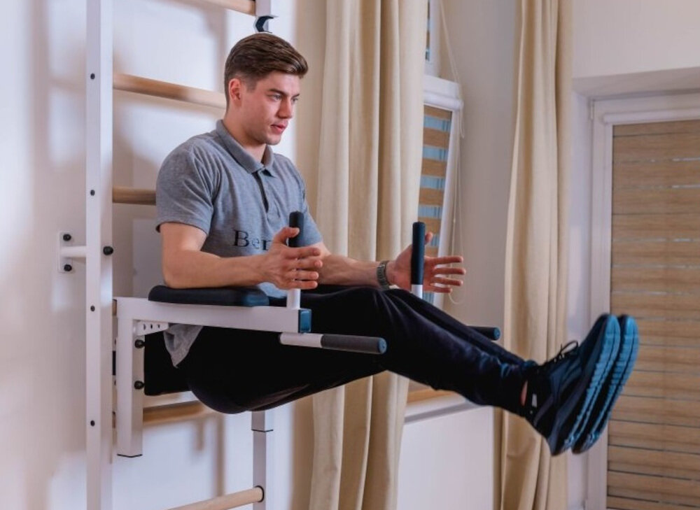 Drabinka gimnastyczna BENCHK 712W + Drążek – Poręcz porecz do cwiczen dla profesjonalistow dla entuzjastow fitness wygodne podlokietniki podklad pod plecy z poliuretanowej pianki