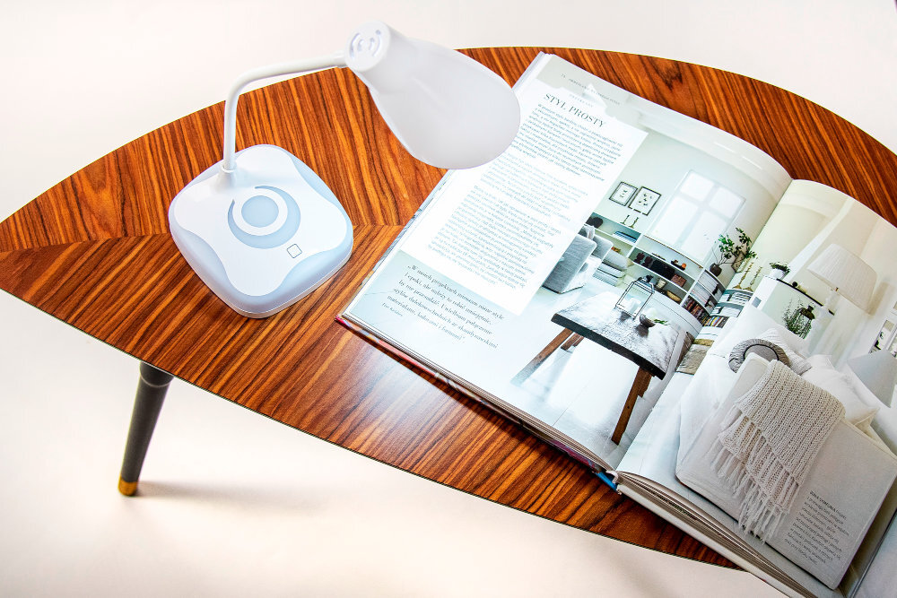 Lampka biurkowa ACTIVEJET Classic Plus zintegrowane diody ruchome ramię