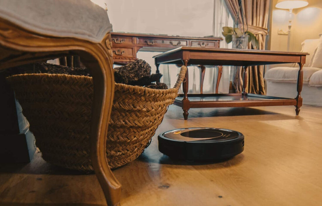 Robot sprzatajacy TAURUS Homeland czujniki wydajna praca nowoczesne technologie dokladny wydajny