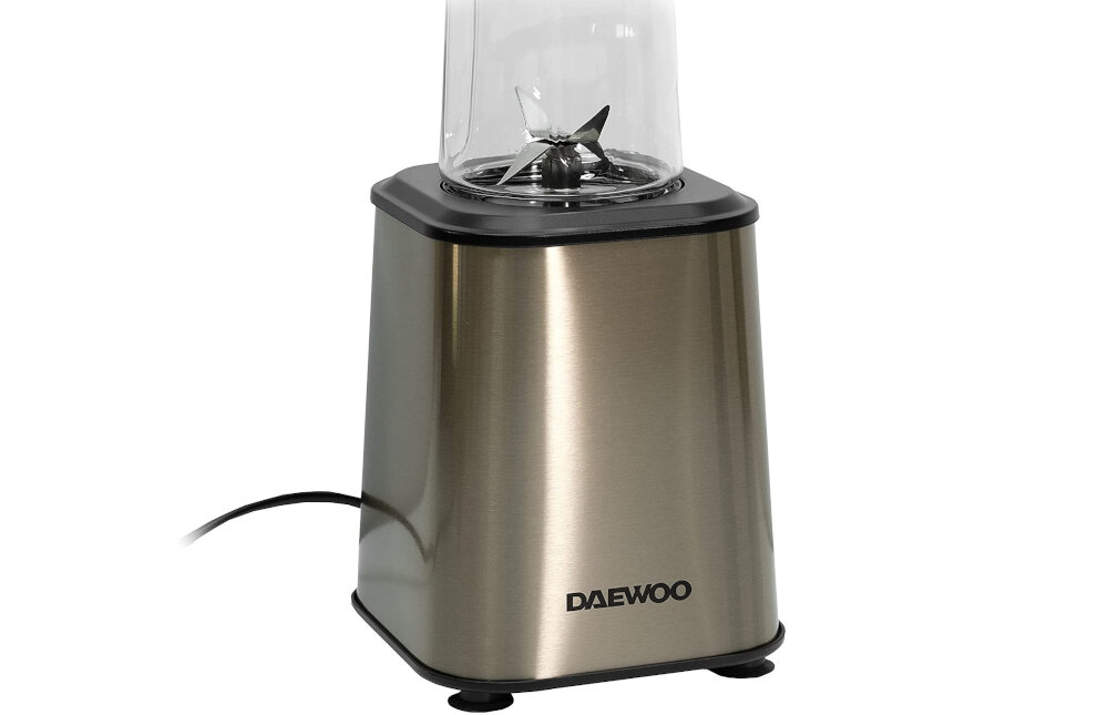 Blender kielichowy DAEWOO DBL-822 (Sportowy) + 2 bidony w komplecie