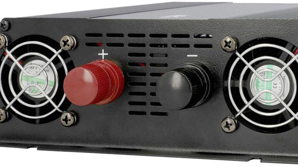 Инвертор AEG 10057 12В/230В 1000Вт/2000Вт - функции зарядки других устройств