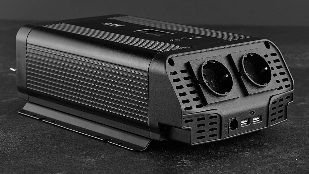 Przetwornica AEG 10059 12V/230V 600W/1200W  - monitorowanie baterii