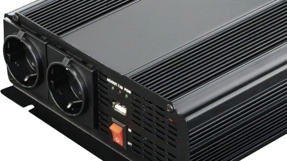 Przetwornica AEG 10058 12V/230V 1500W/3000W - monitorowanie baterii