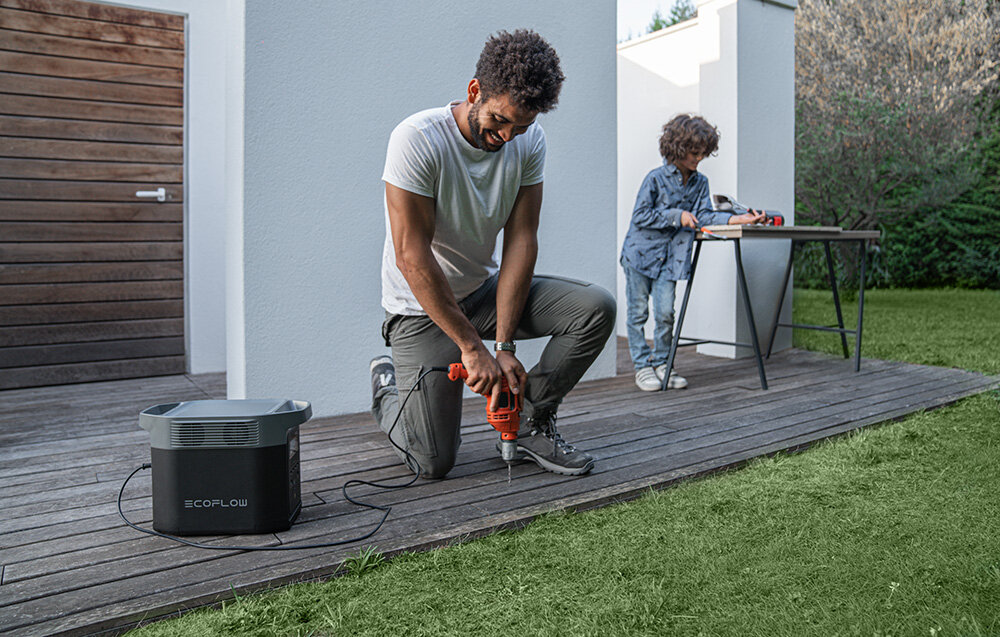 Stacja zasilania ECOFLOW Delta 2 pojemnosc 1024 WH mozliwosc rozszerzenia moc wyjsciowa 1800 W interfejs porty AC USB-A USB-C technologia X-Boost