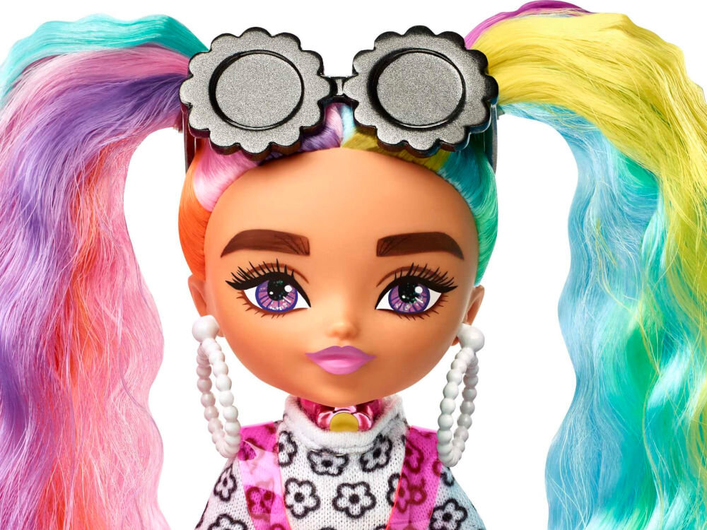 Lalka Barbie Extra Minis Stroj w stokrotki Teczowe kucyki HHF82 akcesoria wlosy