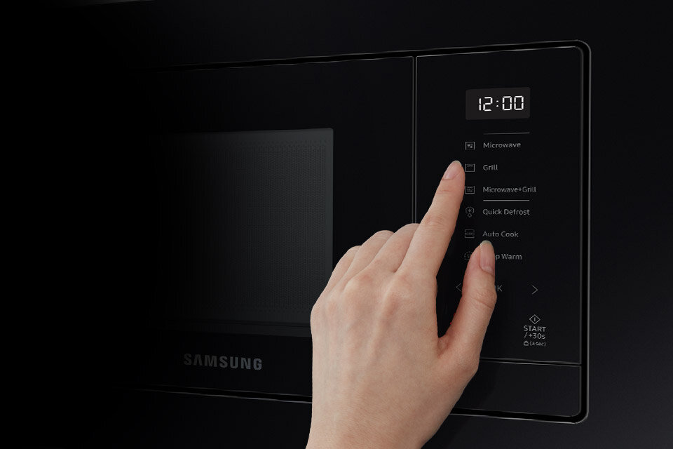 Obsługę mikrofalówki Samsung usprawniają intuicyjne ikony dotykowe
