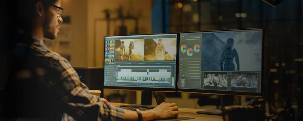 Procesor AMD Ryzen Threadripper Pro 5955WX osoba pracująca na 2 monitorach edytująca wideo zastosowanie w branżach architektura inżyniera budownictwo projektowanie produkcja media rozrywka nauka programowanie