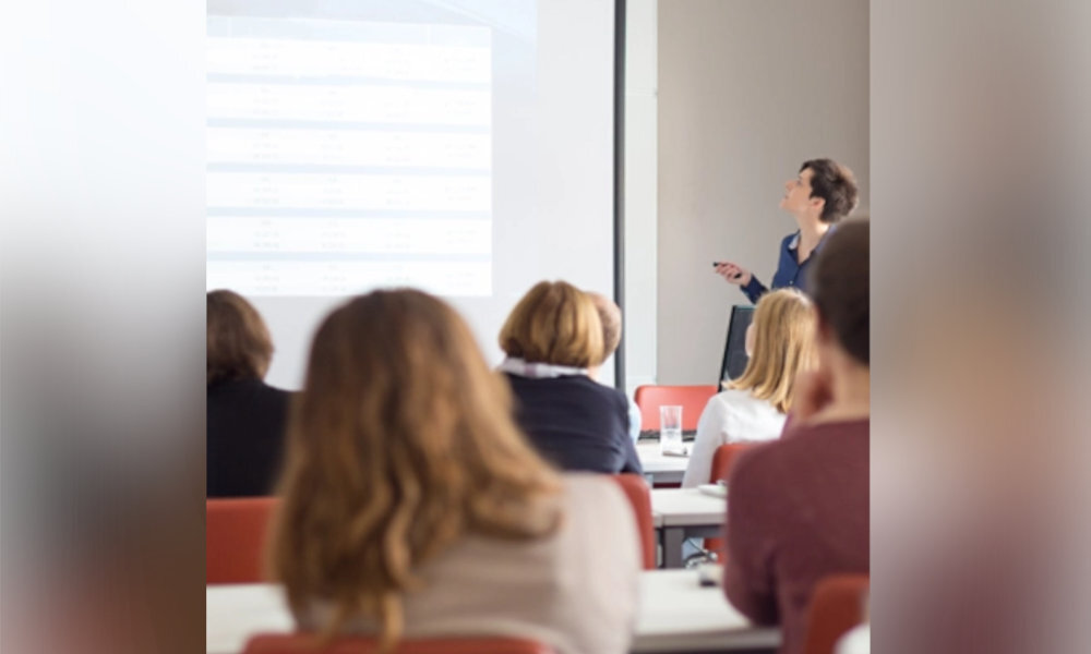 Projektor ACER X1629HK