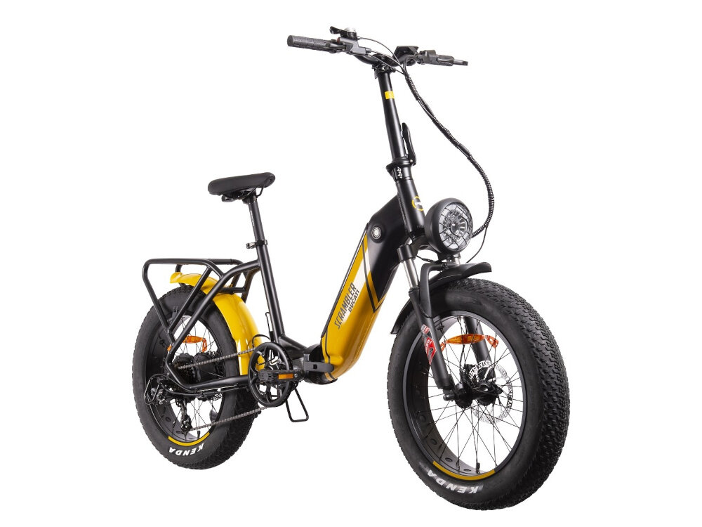 Rower elektryczny DUCATI Scrambler SCR-X U17 20 cali Czarno-żółty rower na białym tle widoczny od przodu pod skosem połączenie technologii z charakterystycznym stylem marki DUCATI design inspirowany klasycznymi motocyklami Scrambler wymaga również pracy mięśni nóg elektryczny układ napędowy wspomaga rowerzystę