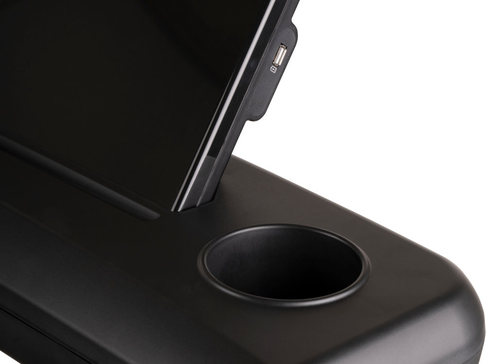 Bieznia elektryczna FINNLO Technum V-LED apliakcja wirtualne trasy