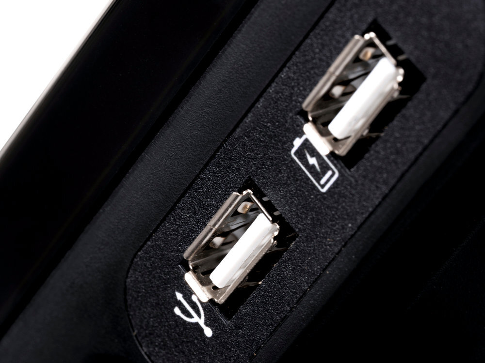 Bieznia elektryczna FINNLO Endurance V-TFT apliakcja wirtualne trasy