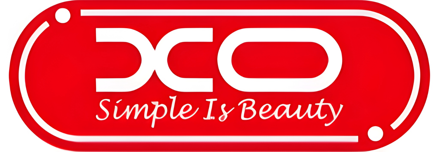 Czerwone logo z białym napisem \'XCO Simple Is Beauty\'.