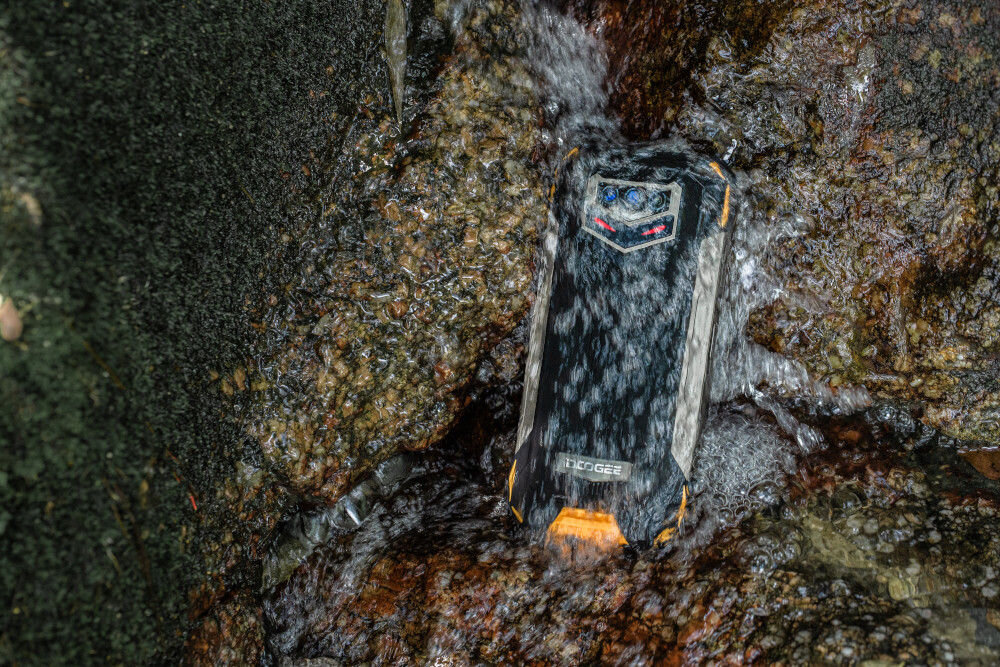 Smartfon DOOGEE S89 8/128GB 6.3 odpornosc woda pyl