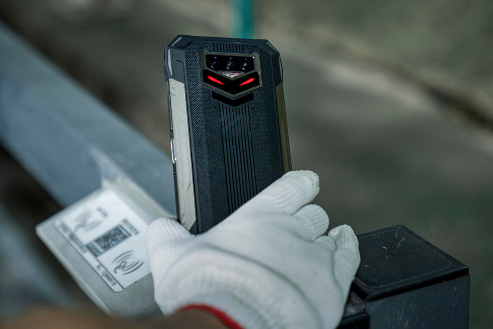 Smartfon DOOGEE S89 8/128GB 6.3 personalizacja dioda kolory