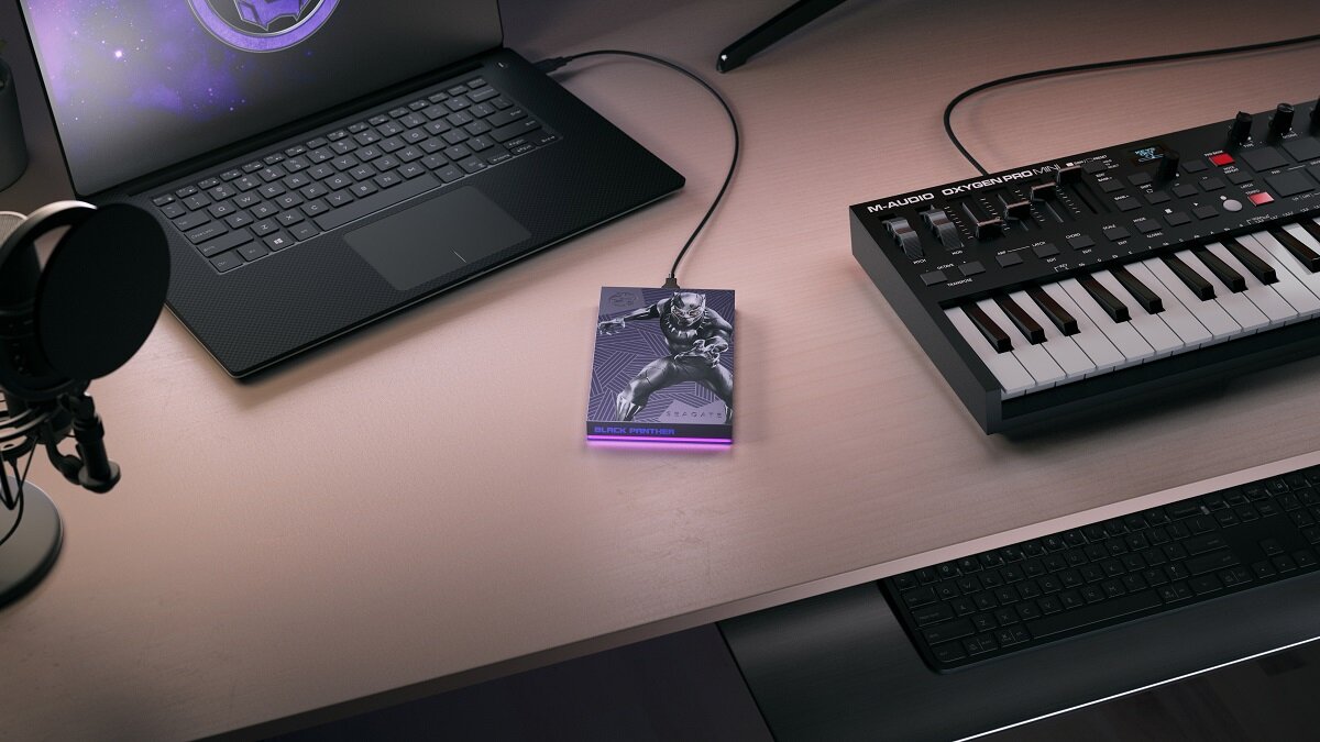 Dysk SEAGATE FireCuda Marve SE 2TB HDD Black Panther Okoye Shuri Solidny Unikatowy kolekcjonerski podświetlenie RGB LED