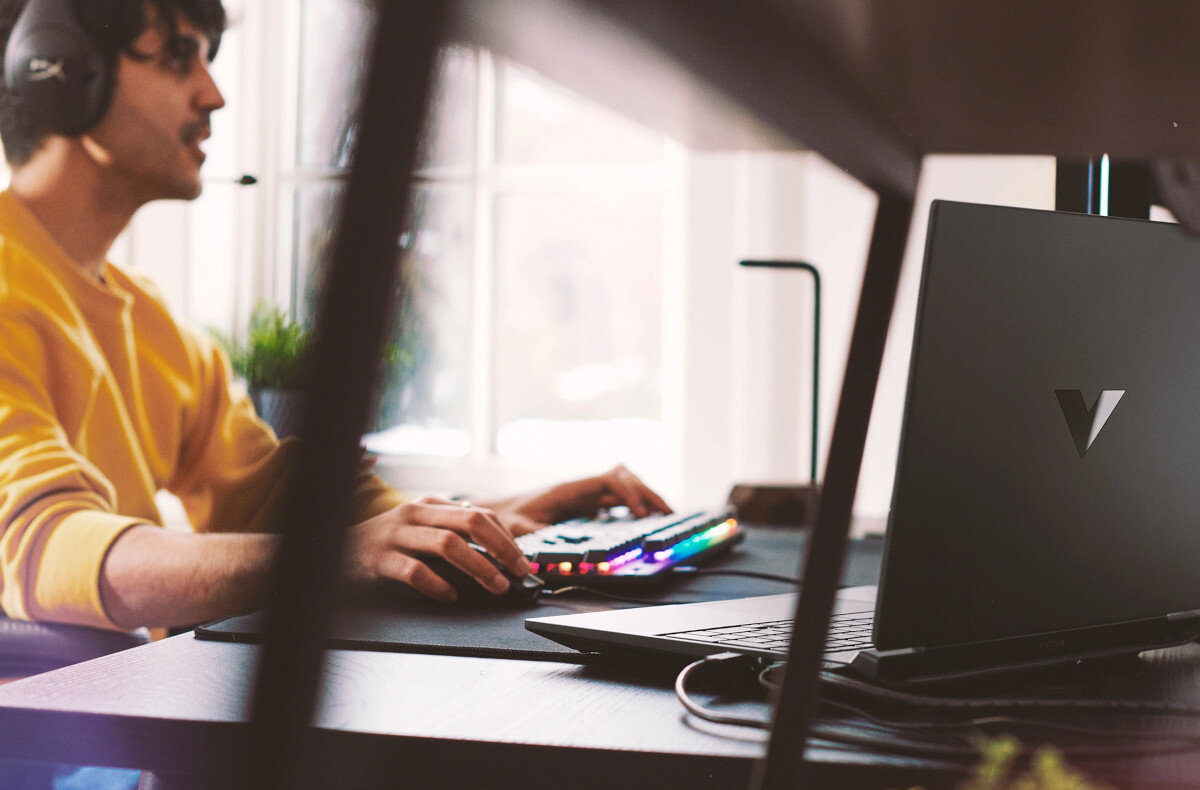 Laptop HP Victus 15-FA0143NW pojemna pamiec RAM