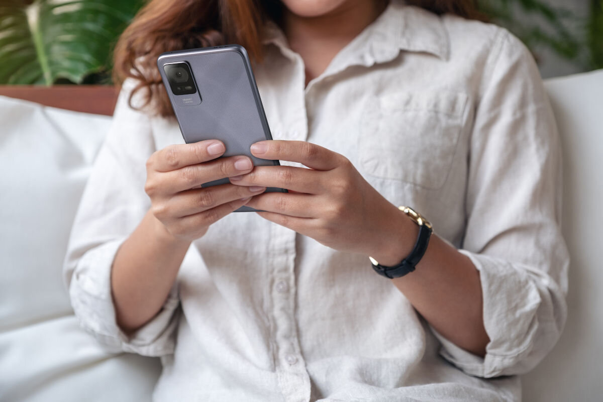 Smartfon TCL 405 2/32GB 6.6 tryb czytania ochrona wzroku