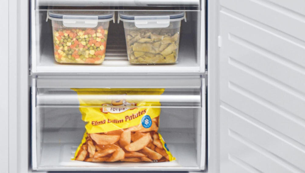 CANDY CVIOUS514FWHE pojemne szuflady wygodne użytkowanie konstrukcja wyjmowanie przenoszenie