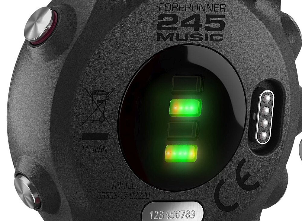 Zegarek sportowy GARMIN Forerunner 245 ekran bateria pasek sport monitoring puls spo2 trening ćwiczenia gps smartfon łączność czujniki pomiary