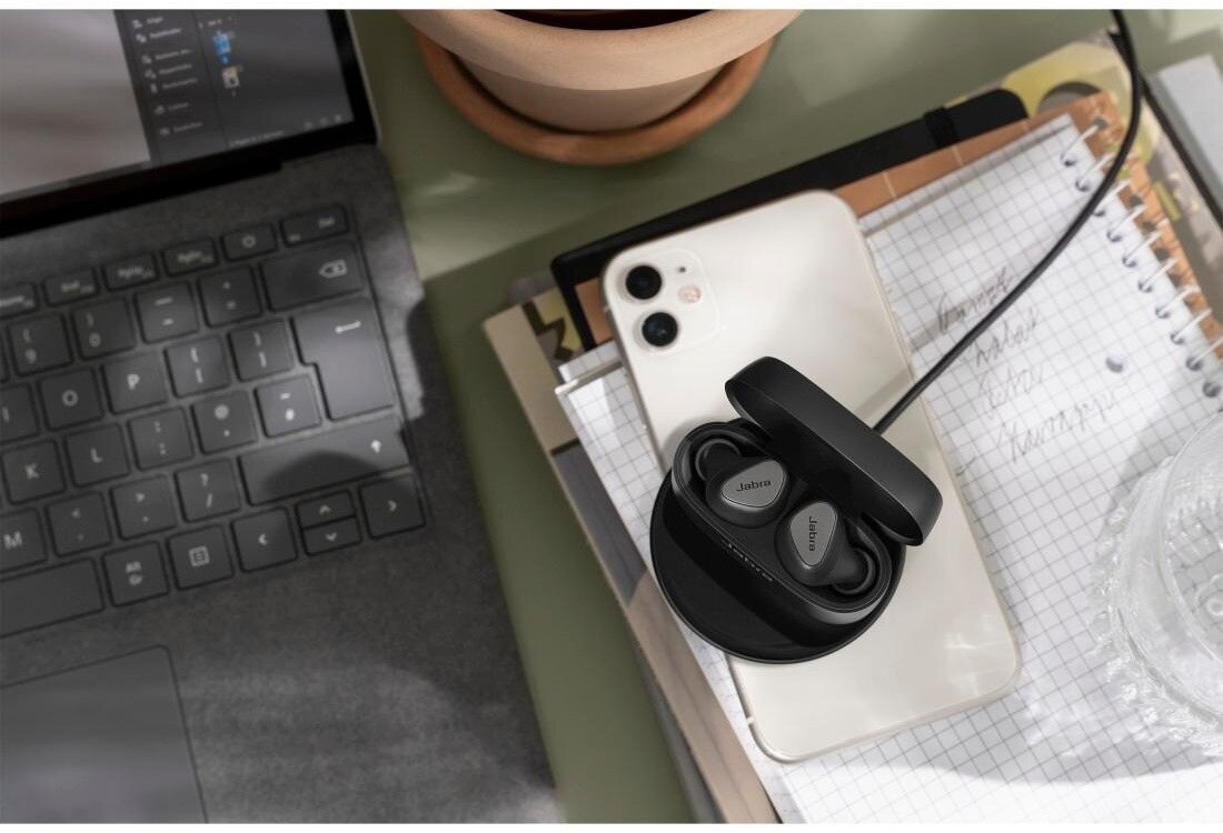zdjęcie lifestyle słuchawki Jabra