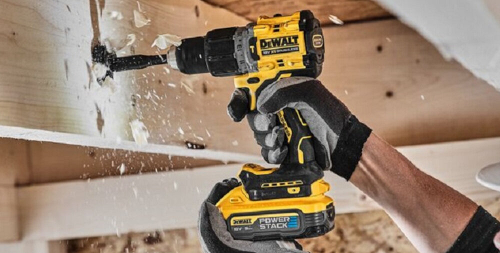 Wiertarko-wkrętarka DEWALT DCD800H2T do pracy w drewnie materiałach drewnopodobnych w stali w metalu wiercenie w drewnie do 55 mm w stali do 13 mm
