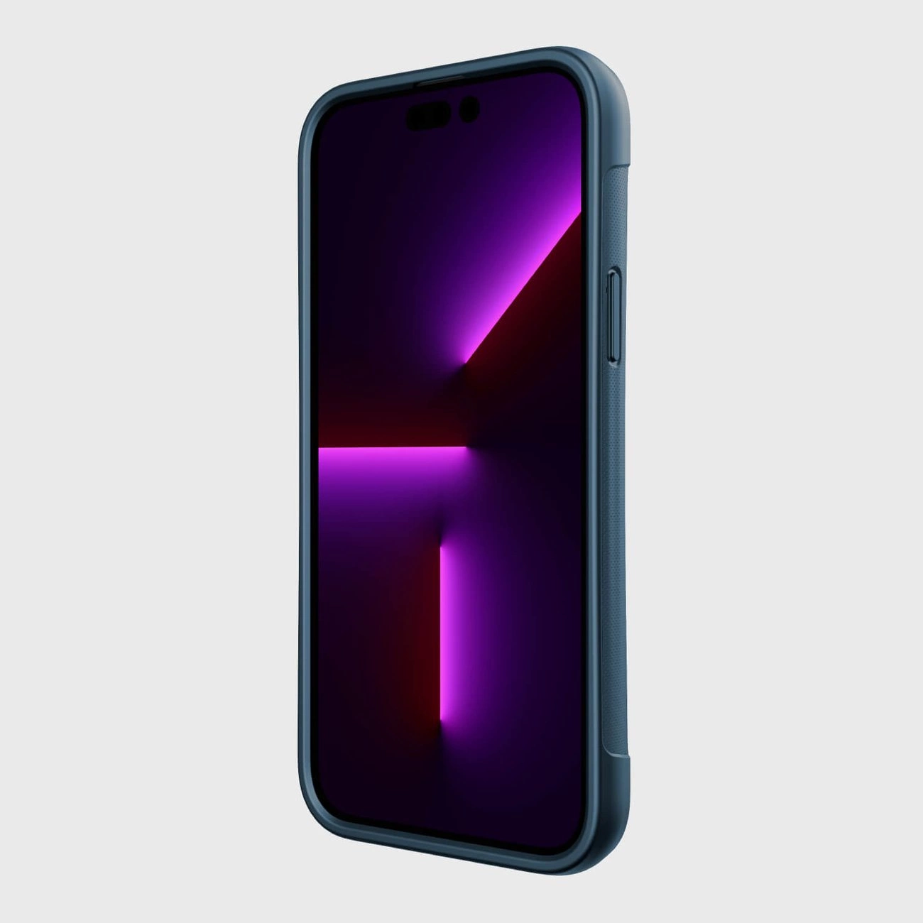 Obraz przedstawia telefon w niebieskim etui z wyświetlaczem pokazującym abstrakcyjny wzór w odcieniach fioletu i różu. Etui ma gładką powierzchnię i widoczny przycisk boczny.