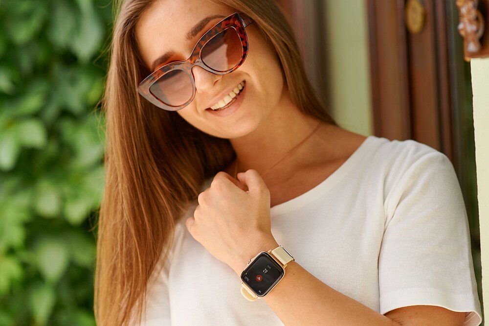 Smartwatch GARETT Sport Activity GT    ekran bateria pasek wykonanie odporność funkcje monitoring pomiar aplikacja łączność odbieranie dzwonienie 