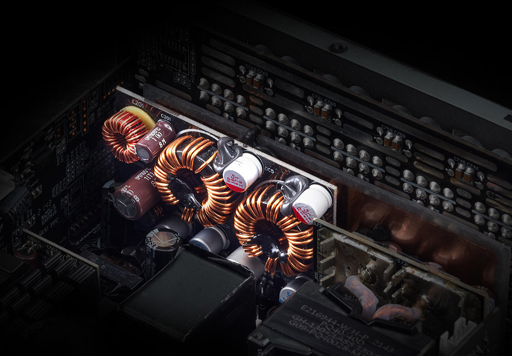 Zasilacz XPG Cybercore 1000W 80 PLUS Platinium eta lambda testy japonskie kondensatory