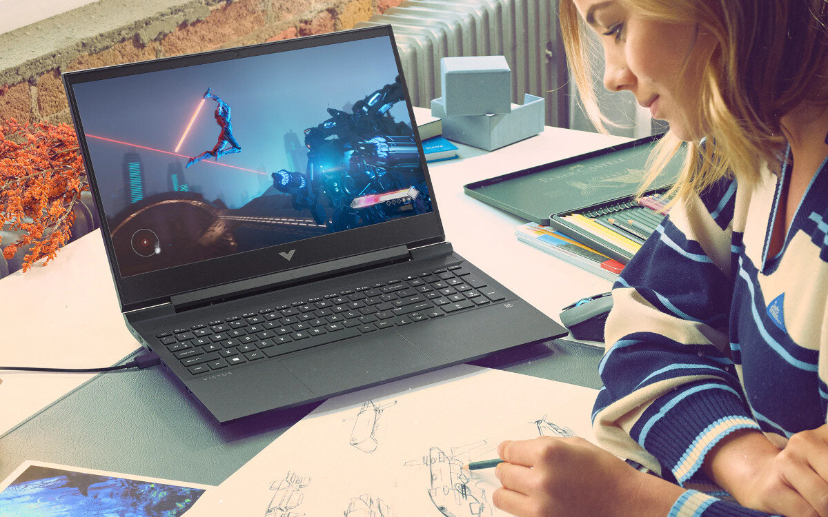 Laptop HP Victus 16 duzy ekran z mikrokrawedziami