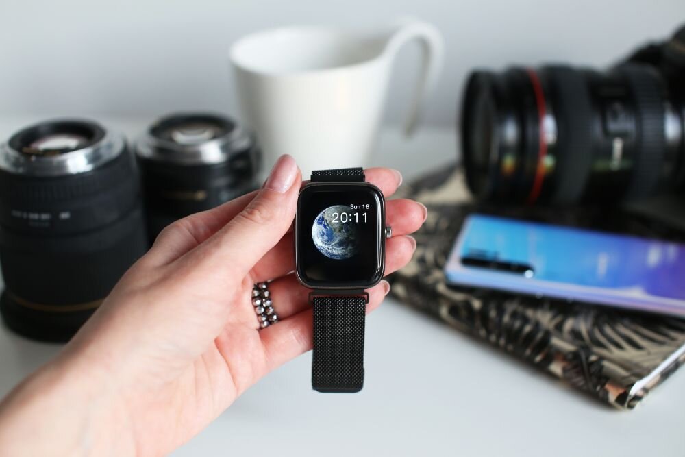 Smartwatch VECTOR SMART  ekran bateria czujniki zdrowie sport pasek ładowanie pojemność rozdzielczość łączność sterowanie krew puls rozmowy smartfon aplikacja 