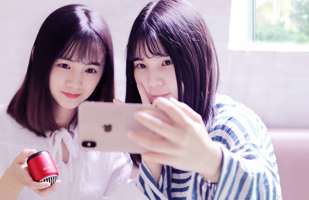 Głośnik mobilny NILLKIN Bullet Mini - zdjęcia przycisk 